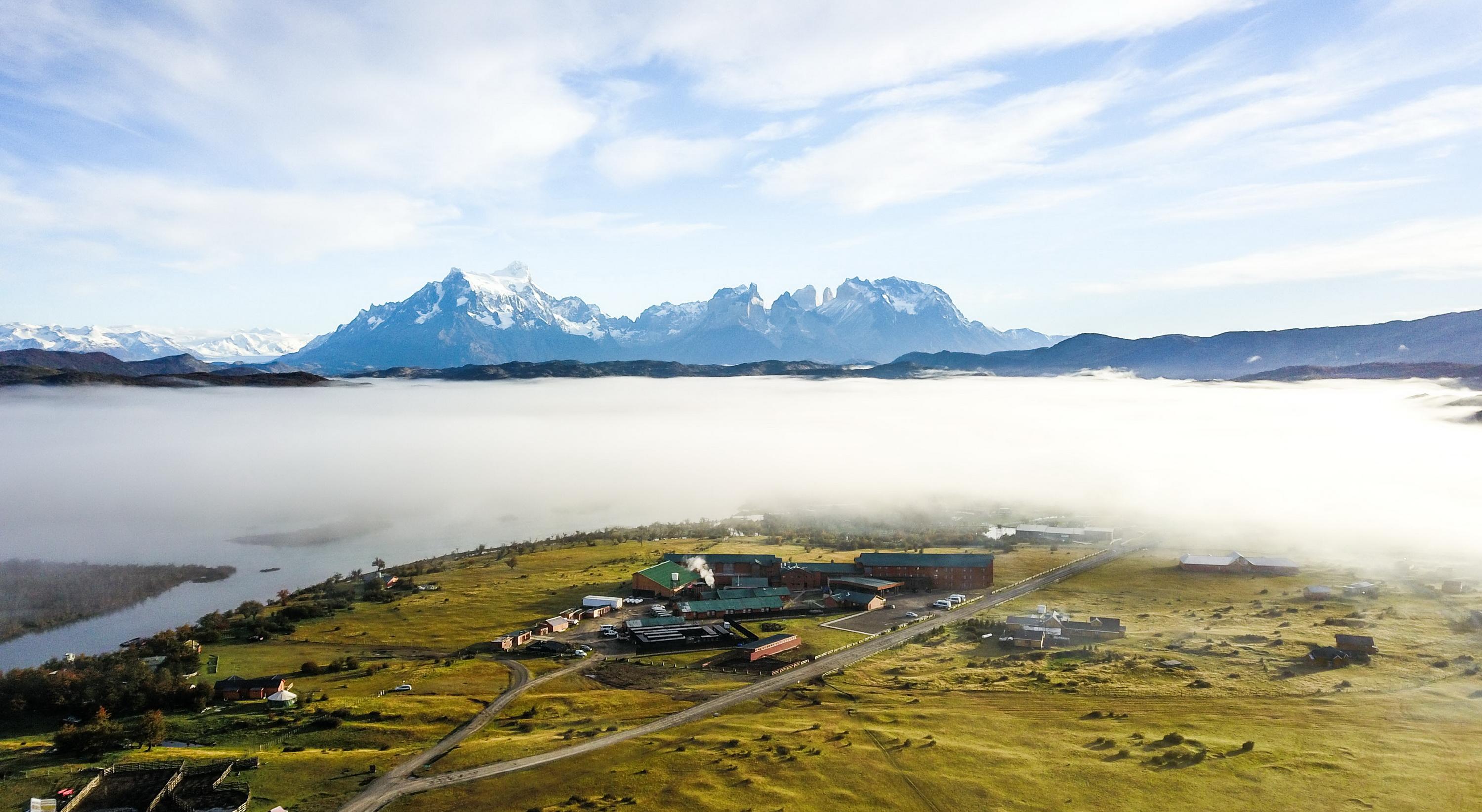 Rio Serrano Hotel And Spa Torres del Paine National Park ภายนอก รูปภาพ