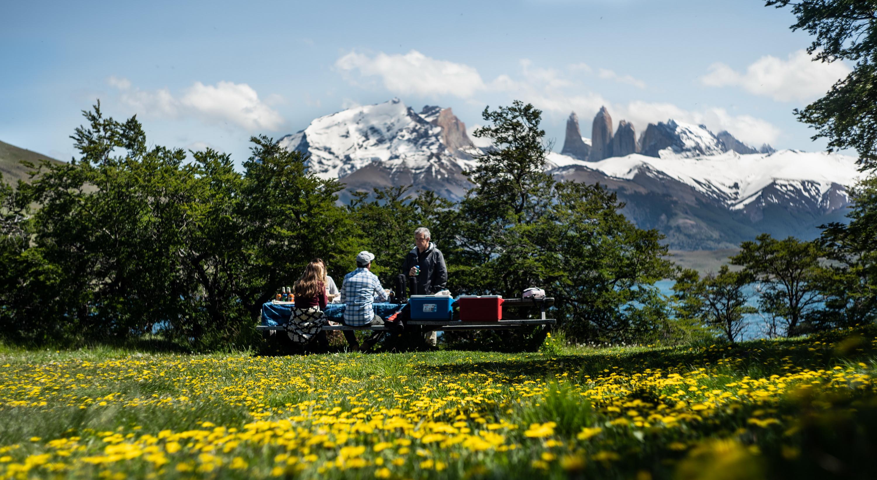 Rio Serrano Hotel And Spa Torres del Paine National Park ภายนอก รูปภาพ